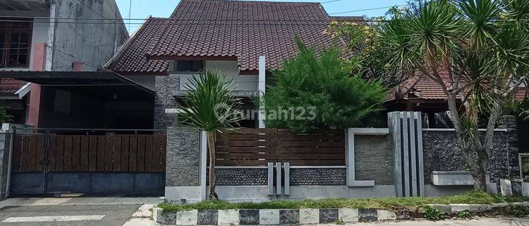 Dijual Rumah Model Kayu Di Jalan Bunga Nusa Indah, Soekarno Hatta, Kota Malang 1