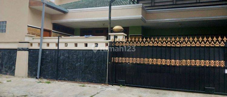 Dijual Cepat Rumah Modern Di Jalan Bunga Nusa Indah, Soekarno Hatta, Kota Malang 1