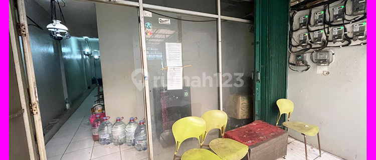 Dhyana Kost size 4.25x22m, prime location in Queen's Garden. 1