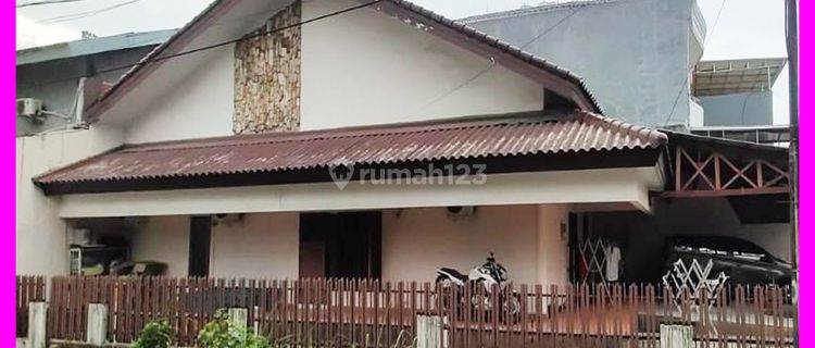 Dhyana Rumah Hoek Lt 223m di Komplek Grawisa Tubagus Angke 1