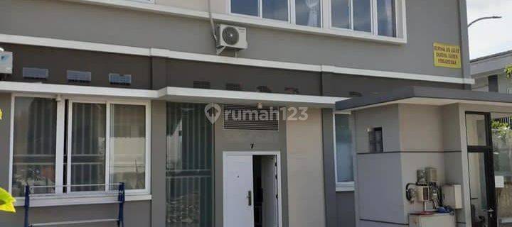 Rumah Lux Minimalis Sayap Sudirman 1