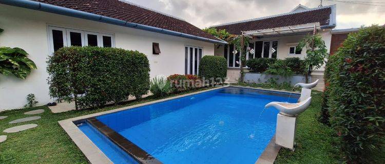 Villa Jual Jl. Raya Abianbase, Mengwi 1