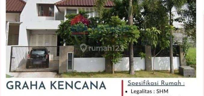 Rumah Cantik Minimalis 2lt Semi Furnished Siap Huni Di Graha Kencana

Lokasi Strategis : 

One Gate System

Dekat Wahana Wisata+ Kuliner 

Dekat Tol Karanglo

Spesifikasi :

Luas Tanah : 352m²

Dimensi : 12,5 x 28,16

Luas Bangunan : 325m²

Kamar Tidur :  1