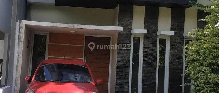 Rumah 2 Lantai Dekat Gerbang Tol Cimanggis  1