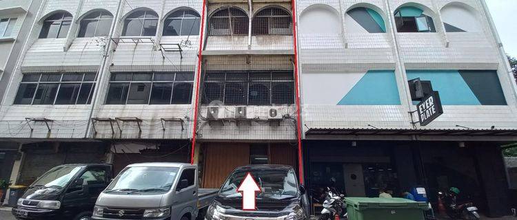 Cessie Khusus Investor, Ruko di Komplek Ruko Pasar Baru, Jakpus 1