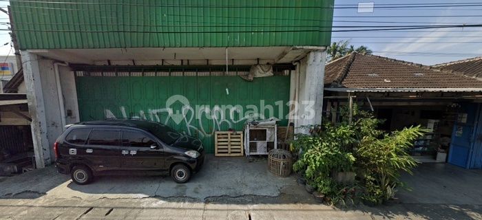 Auctioned, Strategic Shop House in Karanganyar, Surakarta 1