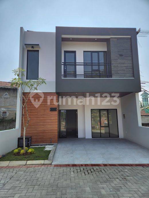 Rumah 2 Lantai 84/106