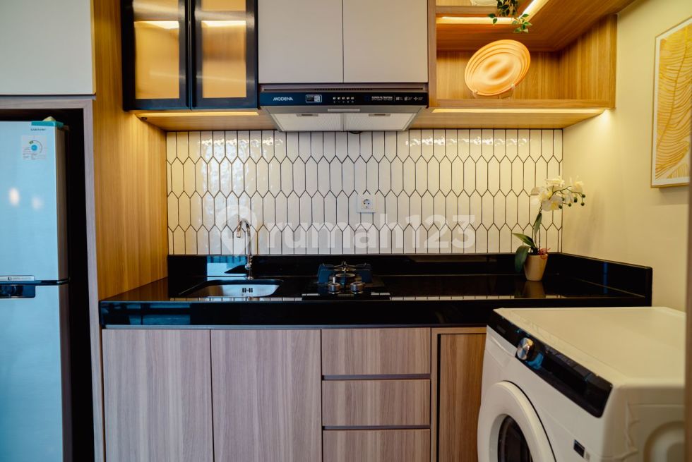 2 BR