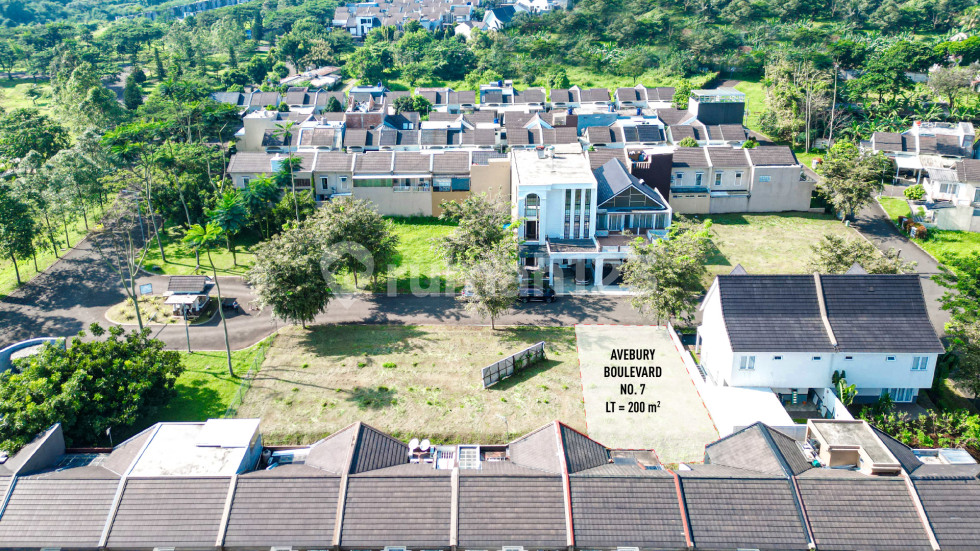 Avebury Boulevard No. 3, 5, 7