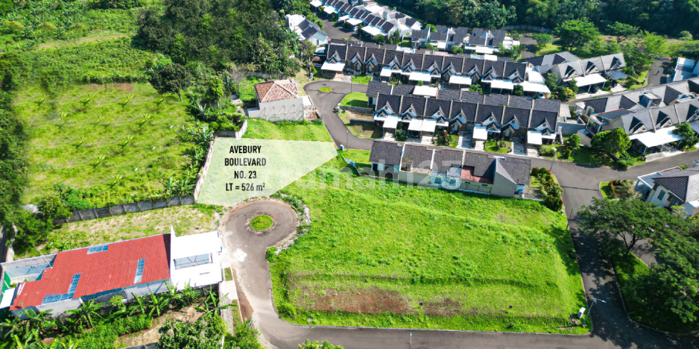 Avebury Boulevard No. 23