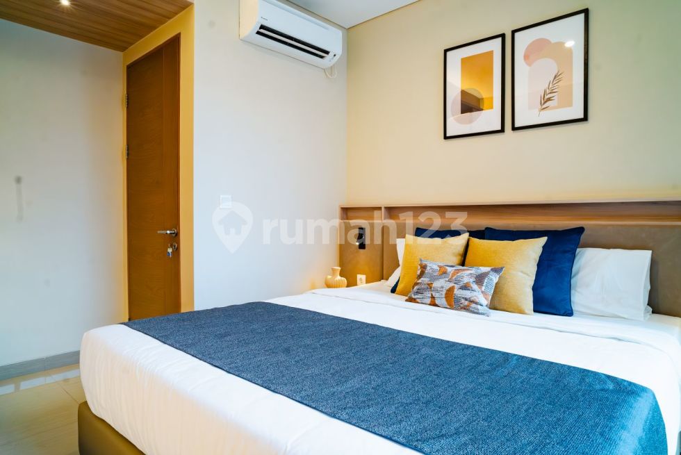 1 BR