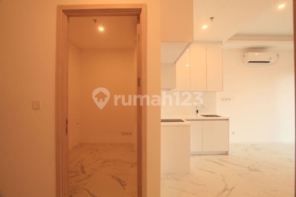 1BR B