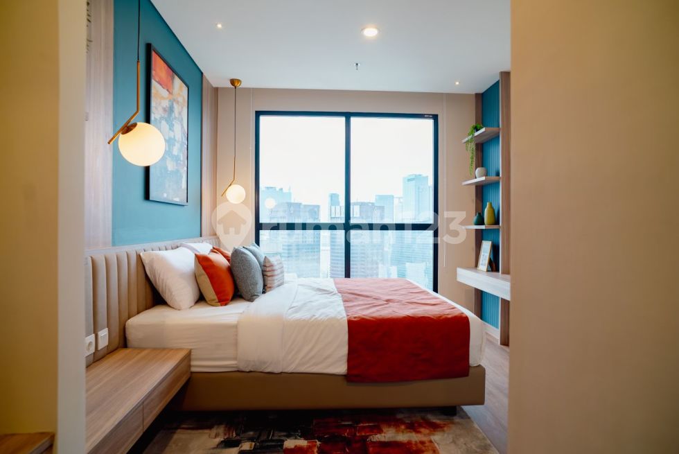 2 BR