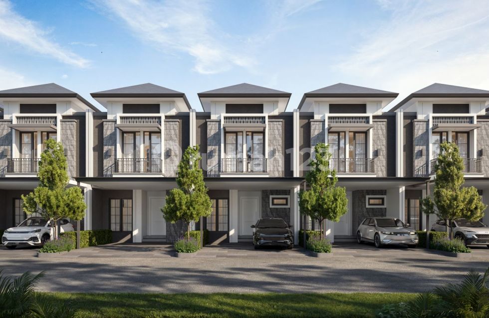 New Monaco Downslope