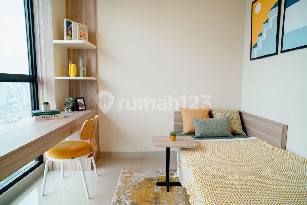 2 BR