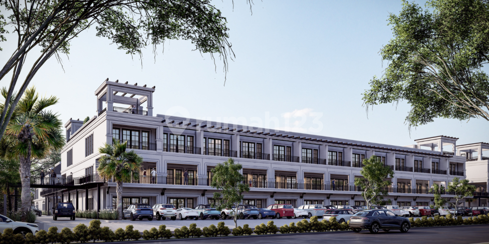 Ruko Kap 3 Lantai Hadap Kap