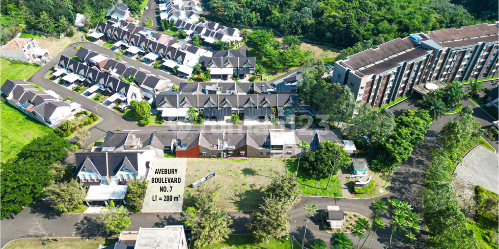 Avebury Boulevard No. 3, 5, 7