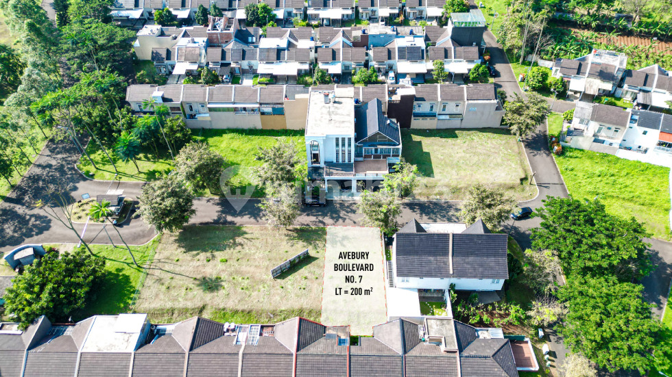 Avebury Boulevard No. 3, 5, 7