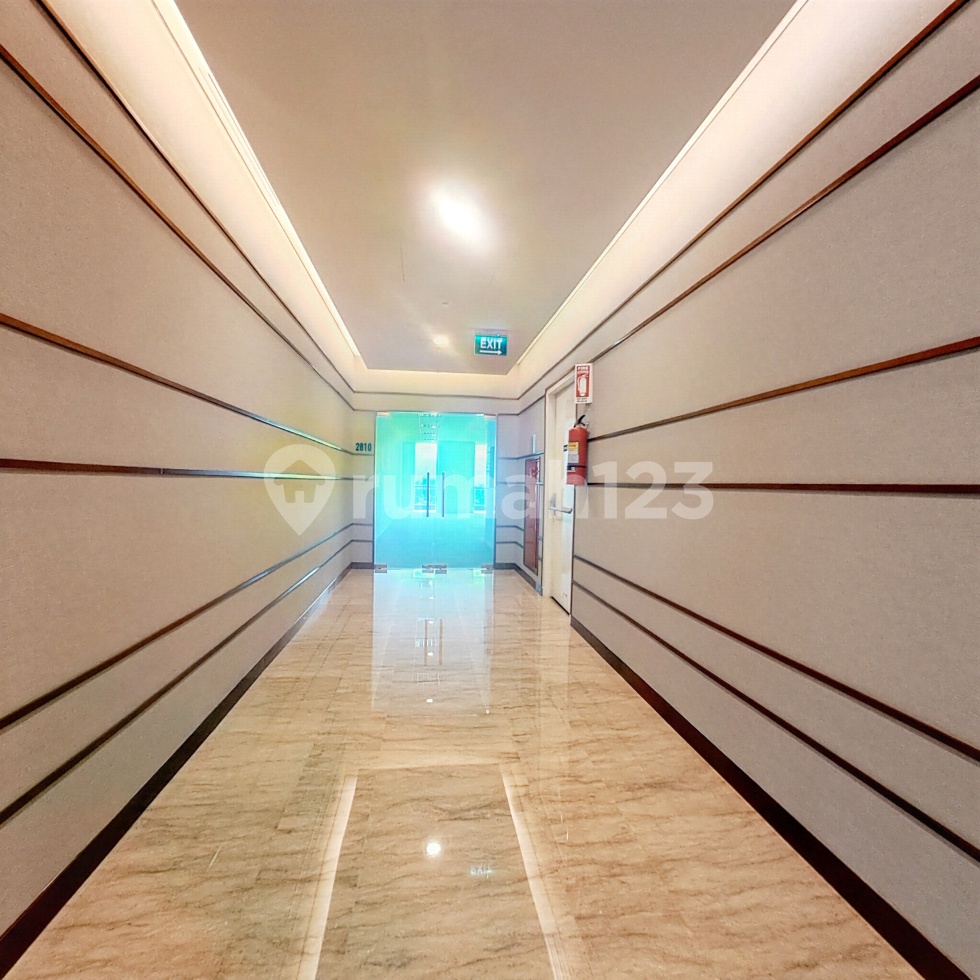 Office Lippo Tower Tipe 240
