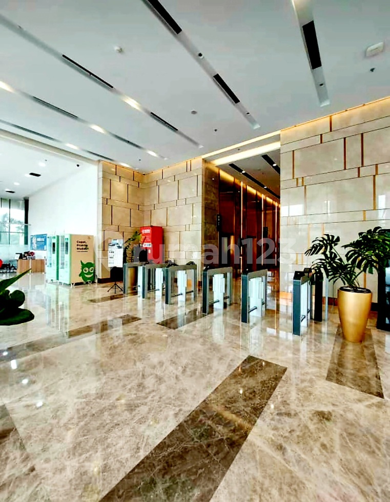 Office Lippo Tower Tipe 240