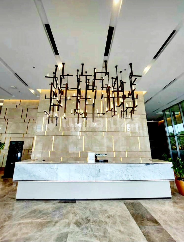 Office Lippo Tower Tipe 240