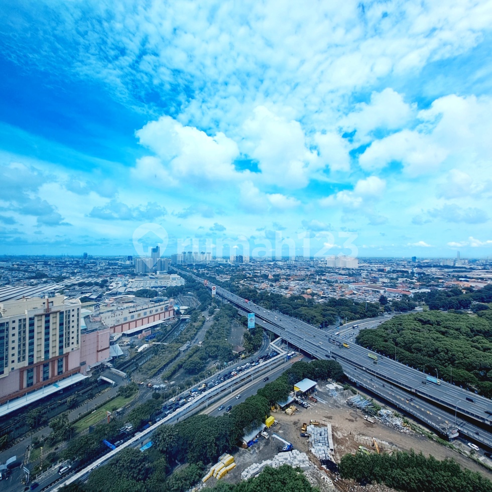 Office Lippo Tower Tipe 240