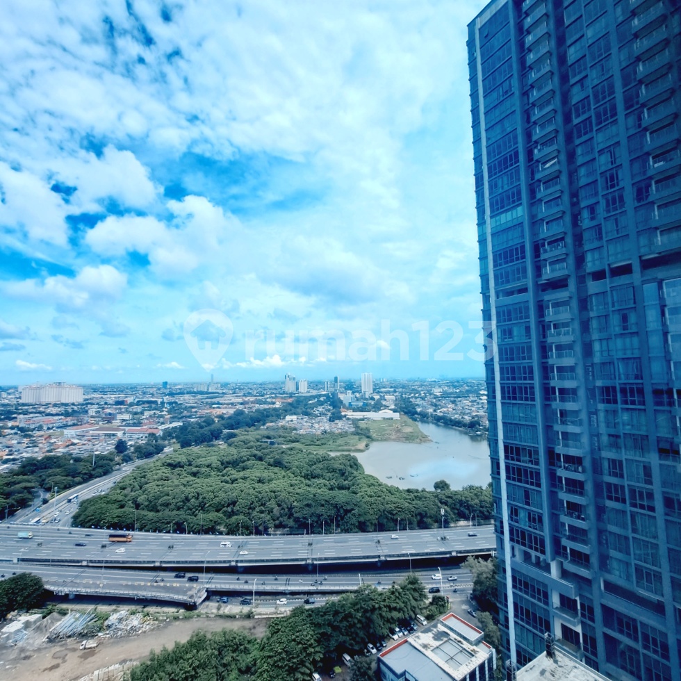 Office Lippo Tower Tipe 240