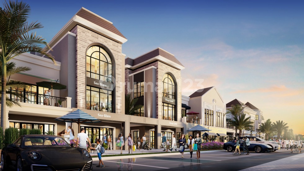 La Promenade Hook Corner