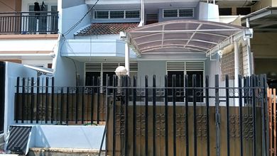 Rumah Unfurnished Lokasi Strategis Kawasan Kelapa Gading