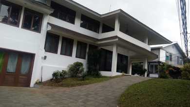 Jual Cepat Rumah Mewah area Cigadung, Bandung, Luas 612 m2