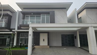 Rumah Mewah LT 240 m2, area Gading Serpong, Tangerang
