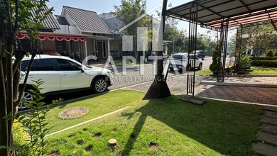 Rumah Mewah Unfurnished Daerah Strategis Daerah Kota Baru Parahyangan