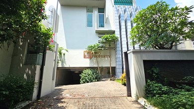 Rumah Modern LT 426 Jual di Pondok Indah, Jakarta Selatan