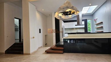 Dijual rumah Eksklusif di Pondok Indah, Jakarta Selatan - LT 426m²