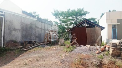 Jual Tanah Kawasan Cluster Ngaliyan Pemandangan Danau dan Taman