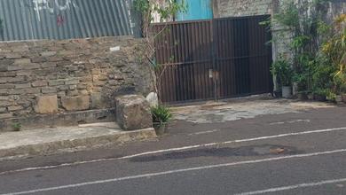 Tanah Luas 308 m2 Area Strategis Kebayoran Baru, Dijual Murah