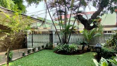 Rumah Modern Luas 312 Jual di Menteng, Jakarta Pusat