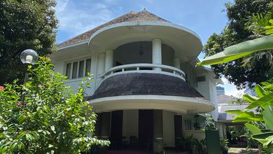 Rumah Menteng Imam Bonjol 4 Br Halaman luas Menteng Jakarta Pusat