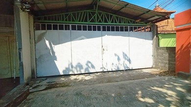 Gudang di Woltermonginsidi , Semarang Ln 6614