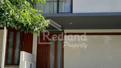 Disewakan Cepat Rumah Bagus dengan Tanah Luas 81 m2 Kawasan Banyumanik