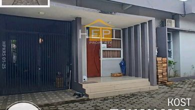 Rumah Mewah Luas 510 m2, di Tanah Mas, Semarang