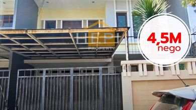 Rumah Mewah di Gajah Mungkur, Semarang, 4 Kamar Tidur, LT 300m²