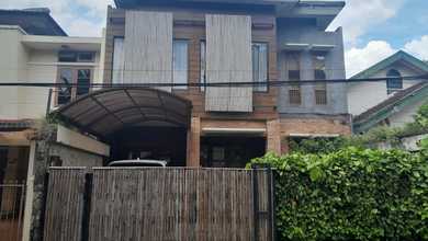 Rumah Mewah LT 180 m2, area Bintaro, Tangerang Selatan