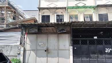 Rumah Minimalis di Grogol Petamburan, Jakarta Barat, LT 79 m2