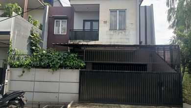 Jual Rumah Megah LT 250 m2 Area Joglo, Jakarta Barat