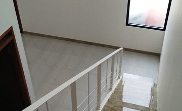 Jual Rumah Cantik LT 100 m2 area Buah Batu, Bandung