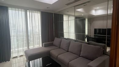 For Rent: Stylish 3-Bedroom Apartemen (135 sqm) in Senayan, Jakarta Selatan – Prime Location [smartweb-furniture