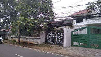 Rumah Eksklusif Luas 982 m2, di Cipete, Jakarta Selatan