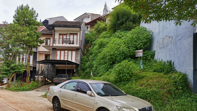 Jual Tanah Area Strategis, LT 216 m2