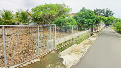 Kavling Komplek x  Area Banyumanik